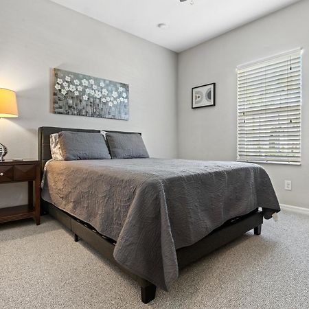 Beautiful Cape Coral Oasis! King Bed, Bbq, Heated Pool, Pvt Yard & Much More! Exterior photo