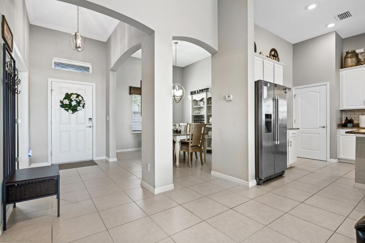 Beautiful Cape Coral Oasis! King Bed, Bbq, Heated Pool, Pvt Yard & Much More! Exterior photo
