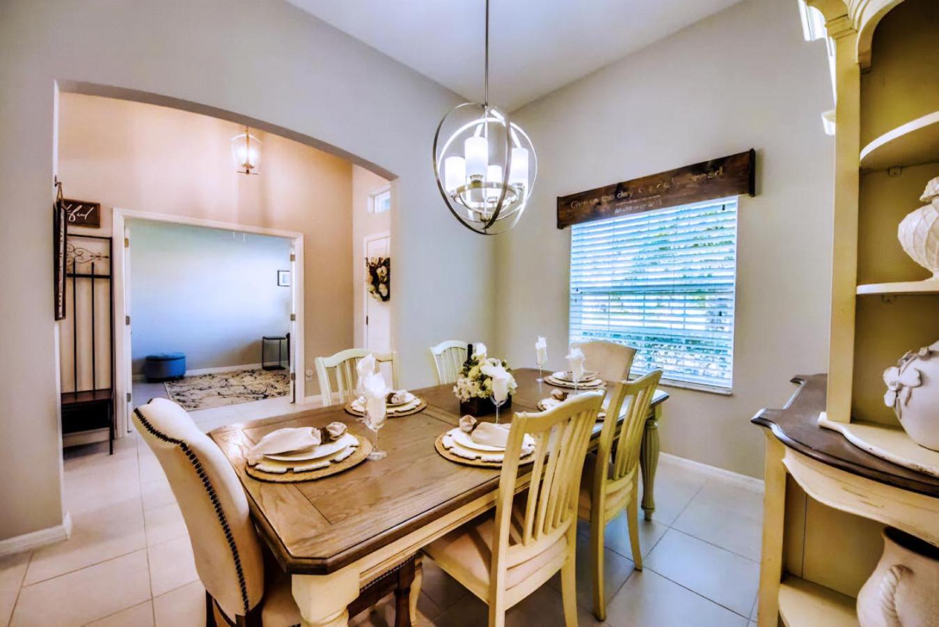 Beautiful Cape Coral Oasis! King Bed, Bbq, Heated Pool, Pvt Yard & Much More! Exterior photo