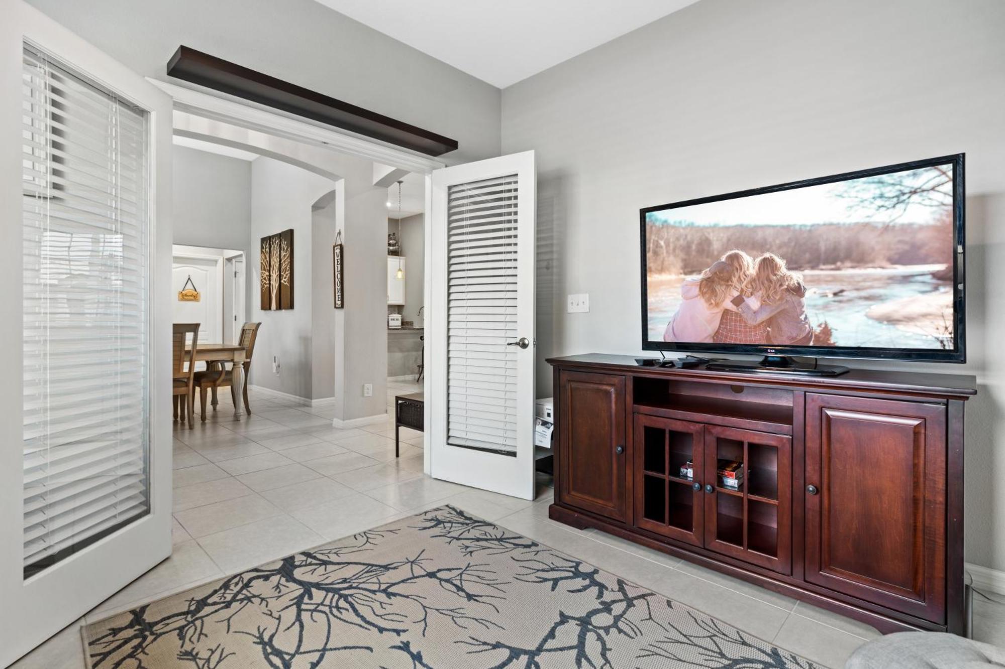 Beautiful Cape Coral Oasis! King Bed, Bbq, Heated Pool, Pvt Yard & Much More! Exterior photo
